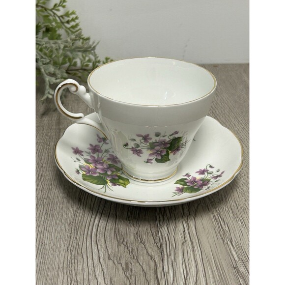 Vintage Regency English Bone China Teacup & Saucer Purple Flowers Gold Trim - Picture 4 of 8